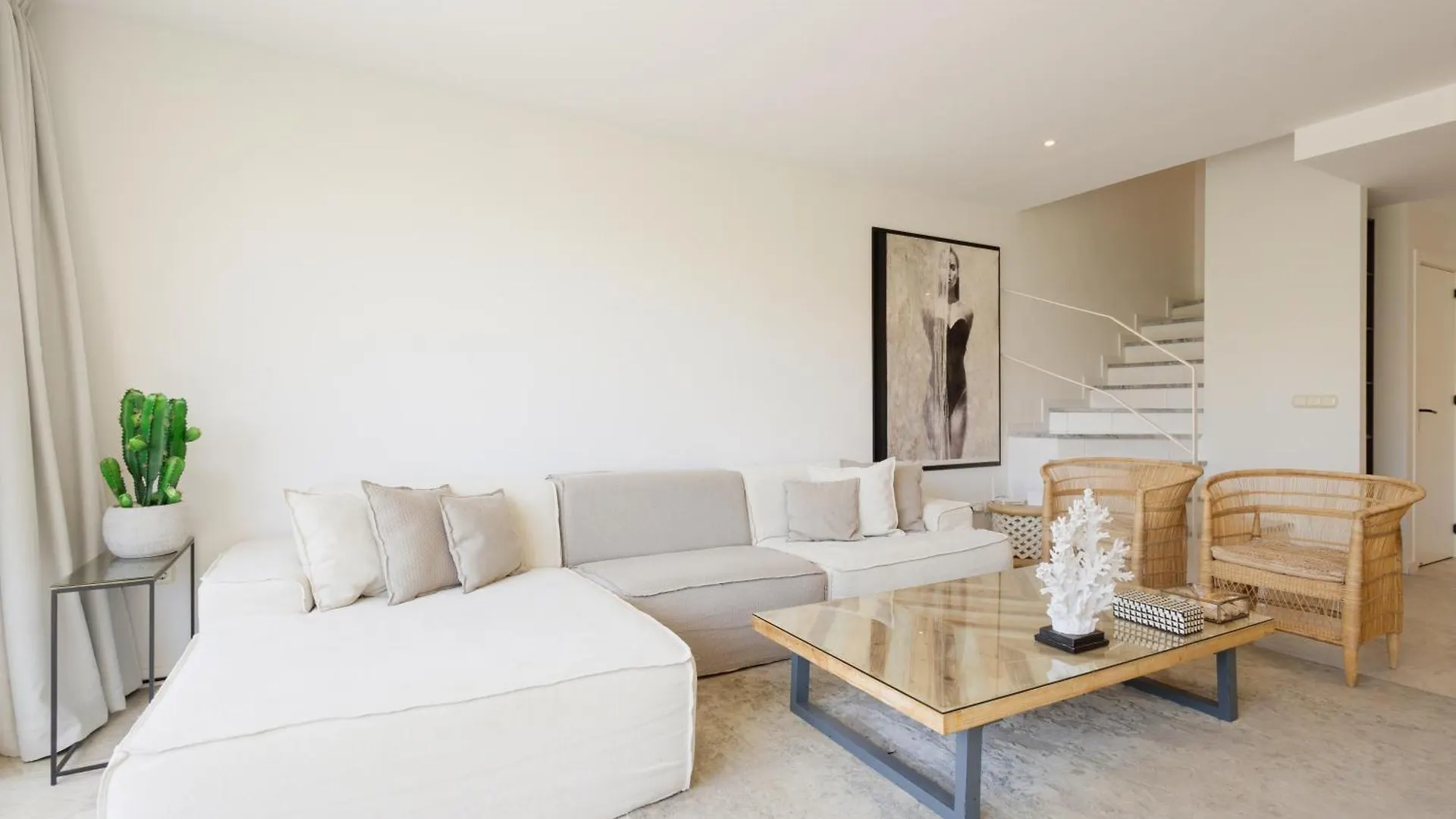 Townhouse In First Line Beach, Bahia De Marbella, Marbella Holiday home