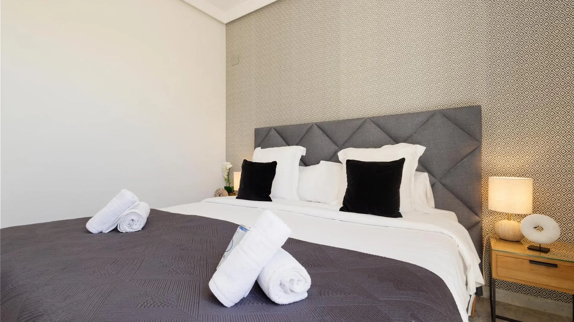 Townhouse In First Line Beach, Bahia De Marbella, 마르베야